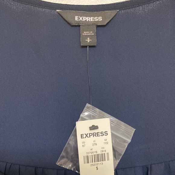 NWT Express Navy Blue Top - Picture 2 of 5